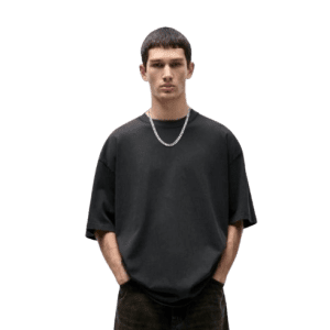 Men's plain oversized t-shirt.